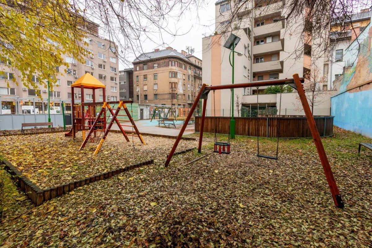 Cute Central Studio With Ac Budapest Kültér fotó